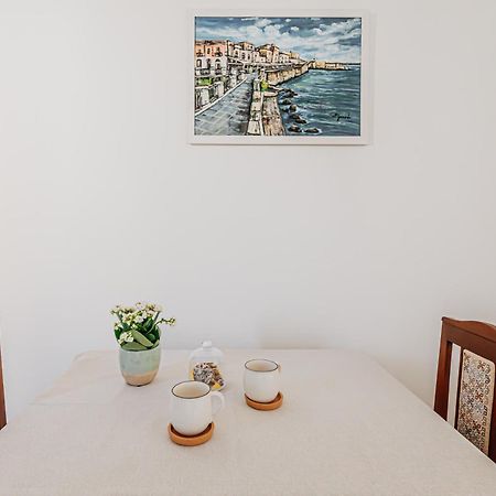 Green Leaves Apartment Сиракузы Экстерьер фото